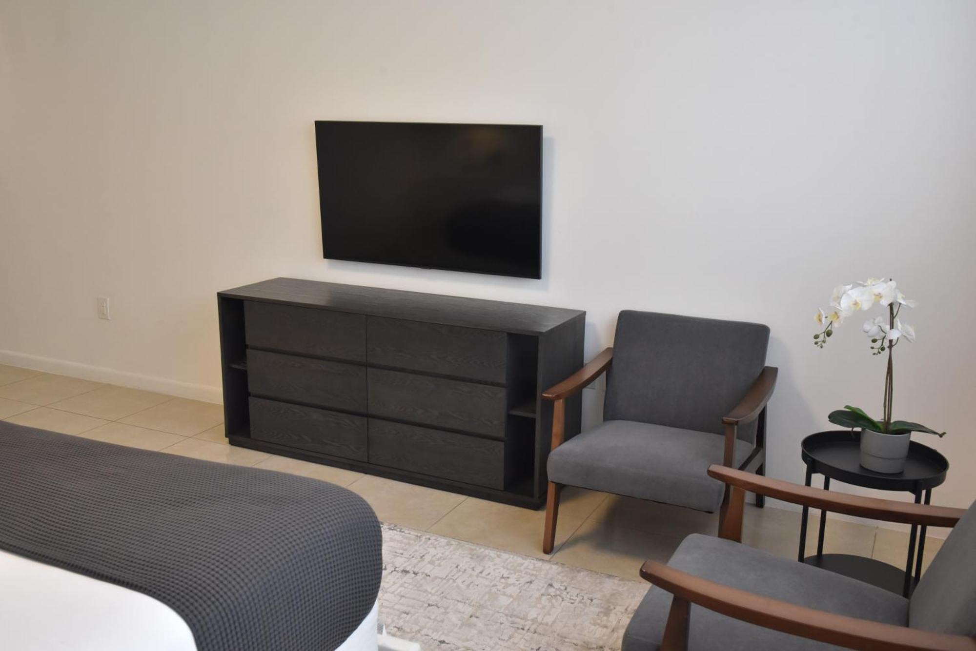 Apartment 515-trendy 2bd2ba Midtown Huge Private Patio! Miami